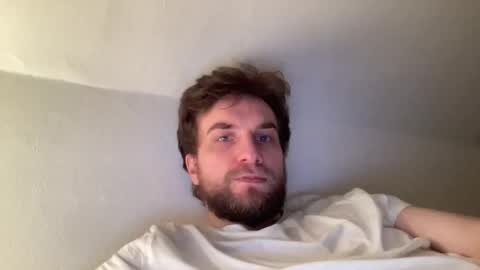 Snapshot of laughingjoe chatting on 03.10.26 LaughingJoe online show from 03.10.26