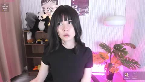 laukyubey1 online show from 02.12.26