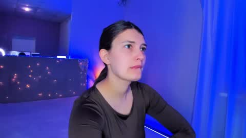 Laura online show from 05.04.26
