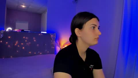 Laura online show from 05.10.26