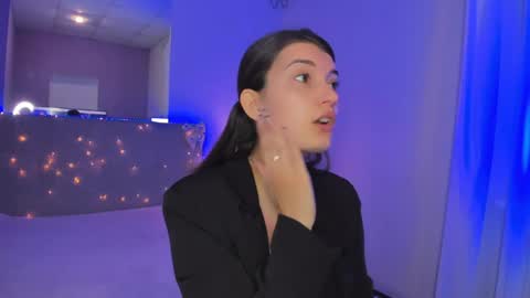 Laura online show from 05.15.26