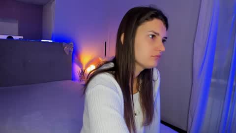 Laura online show from 07.12.26