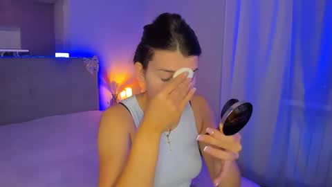 Laura online show from 08.01.26
