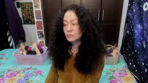 Snapshot of laura_anal_ chatting on 04.28.26 Wen online show from 04.28.26