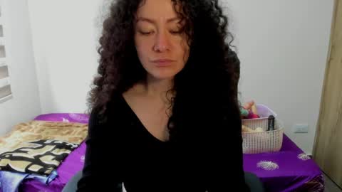Snapshot of laura_anal_ chatting on 05.29.26 Wen online show from 05.29.26