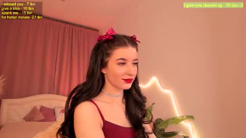 Snapshot of laura_coy chatting on 02.15.26 Laura online show from 02.15.26