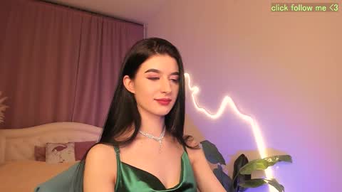 Snapshot of laura_coy chatting on 03.21.26 Laura online show from 03.21.26