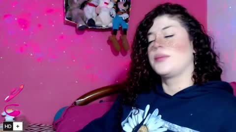 weedcam Curly Laura OF    online show from 04.08.26