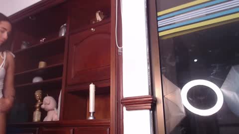 lLAURA online show from 12.07.24