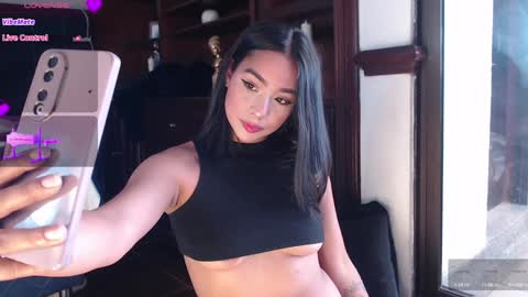 lLAURA online show from 12.13.24