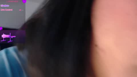 lLAURA online show from 12.18.24