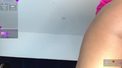 lLAURA online show from 03.11.25