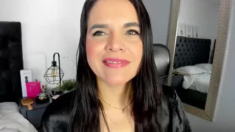 laura hotties online show from 03.03.26