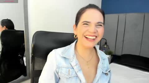 laura hotties online show from 04.27.26