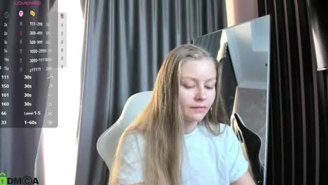 Laura online show from 04.30.26