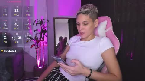 Laura Rose online show from 12.20.24