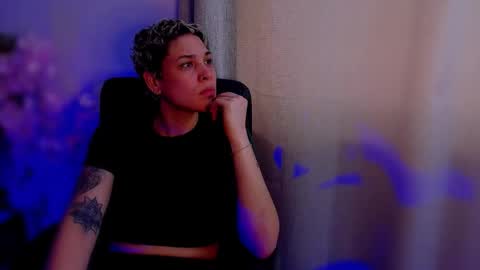 Snapshot of laura_r23 chatting on 11.16.25 Laura Rose online show from 11.16.25