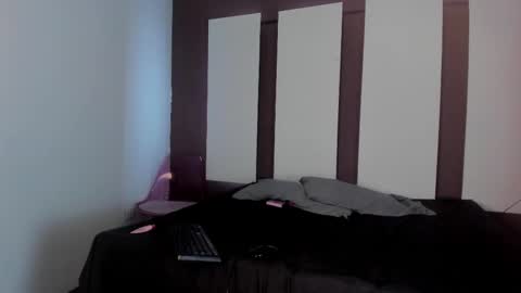 Snapshot of laura_serena chatting on 03.28.26 laura_serena online show from 03.28.26