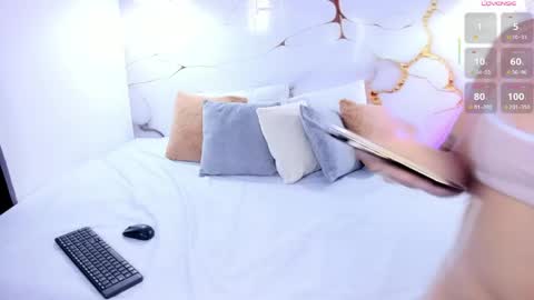 Laura Smith online show from 05.07.26