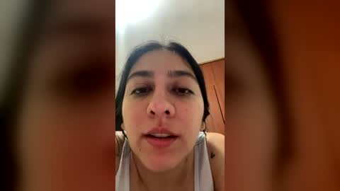 Snapshot of laura_smith12 chatting on 07.16.26 Laura Smith online show from 07.16.26