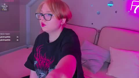 Laura online show from 02.26.26