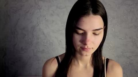 Laura online show from 03.12.26