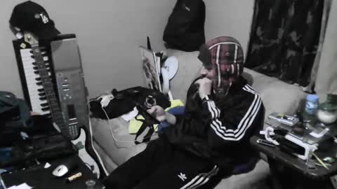 Snapshot of lauradecuada2 chatting on 11.23.25 lauradecuada2 online show from 11.23.25