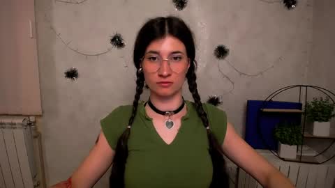 Laura online show from 05.09.26