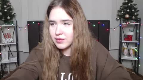 Snapshot of laurahlot chatting on 12.30.24 LauraHlot online show from 12.30.24