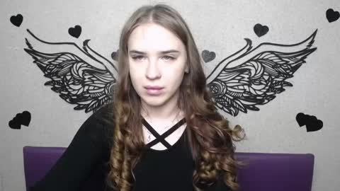 LauraHlot online show from 04.15.26