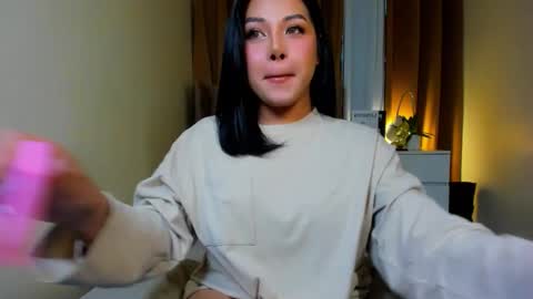 Your sweet Laura online show from 12.01.25