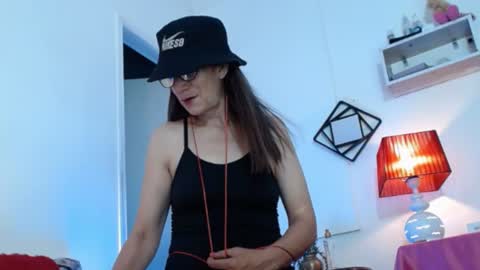 Laura Sofia online show from 07.26.26