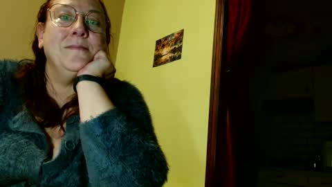 Snapshot of laureanne50 chatting on 12.27.24 laureanne online show from 12.27.24