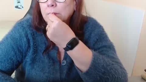 Snapshot of laureanne50 chatting on 01.13.25 laureanne online show from 01.13.25