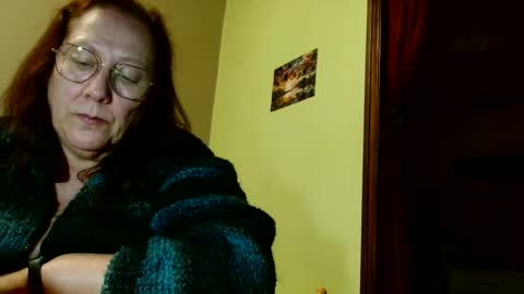 Snapshot of laureanne50 chatting on 01.23.25 laureanne online show from 01.23.25