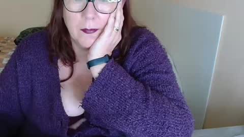 Snapshot of laureanne50 chatting on 01.27.25 laureanne online show from 01.27.25