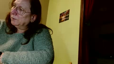 Snapshot of laureanne50 chatting on 01.27.25 laureanne online show from 01.27.25