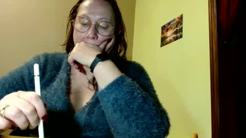 Snapshot of laureanne50 chatting on 02.22.25 laureanne online show from 02.22.25