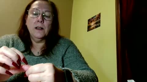 Snapshot of laureanne50 chatting on 02.24.25 laureanne online show from 02.24.25