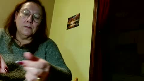 Snapshot of laureanne50 chatting on 02.26.25 laureanne online show from 02.26.25