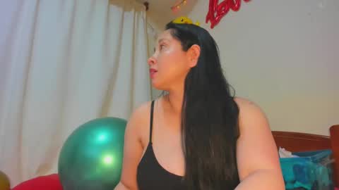 Snapshot of laureen777 chatting on 01.13.25 laureen777 online show from 01.13.25