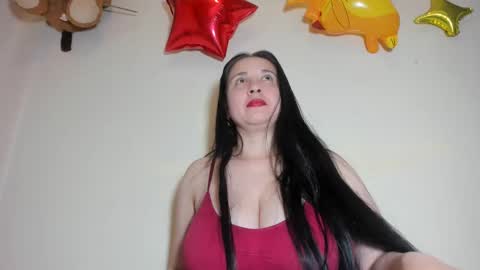 Snapshot of laureen777 chatting on 03.02.25 laureen777 online show from 03.02.25