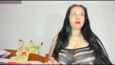 Snapshot of laureen777 chatting on 02.08.26 laureen777 online show from 02.08.26