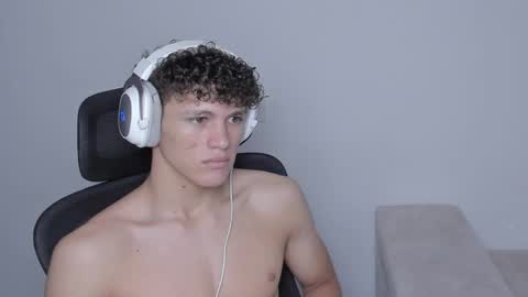 Laureent online show from 09.22.25