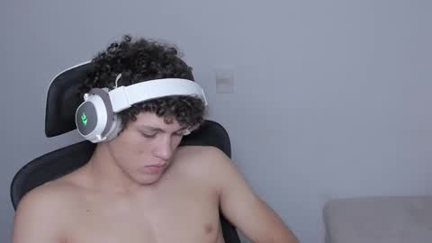 Laureent online show from 10.11.25