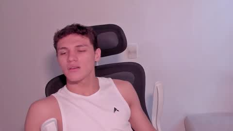 Laureent online show from 03.16.26