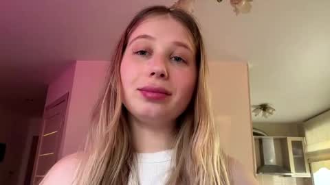 Chrissy online show from 04.23.26