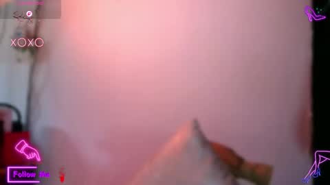 Snapshot of lauren_sweet7 chatting on 11.10.25 Lauren online show from 11.10.25