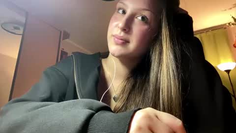 laurenawalt online show from 07.11.26