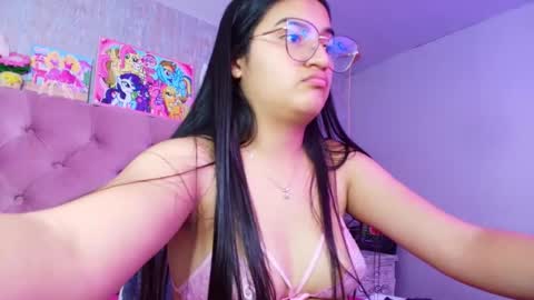 Laurene online show from 03.11.26